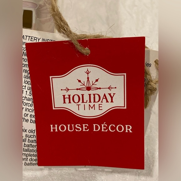 Holiday Time LED Lighted 2-story Blue & White House Christmas Tabletop Decor NEW - Picture 9 of 10